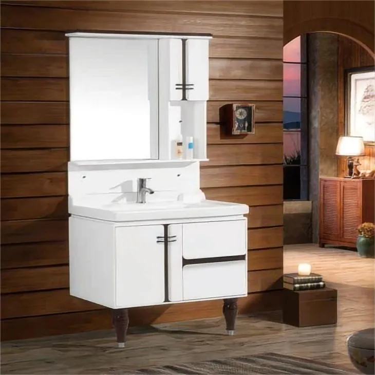 Traditional Luxury Bathroom Vanities